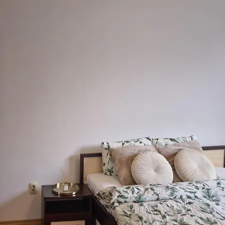 Διαμέρισμα 2 Bedroom In Center, Near Metro Σόφια
